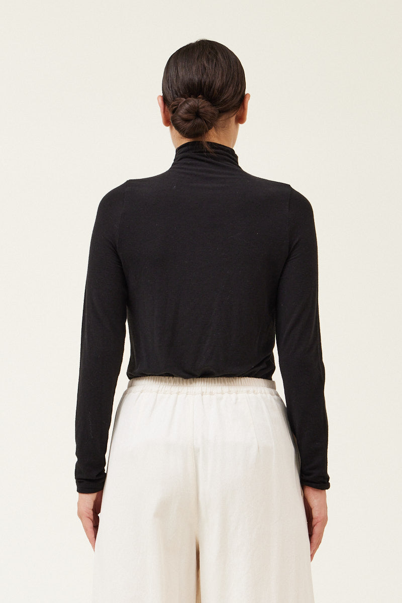 Turtleneck Jersey Top