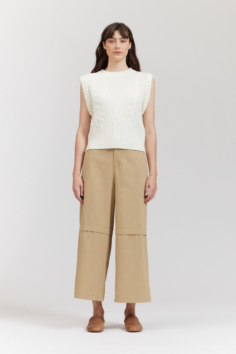 Knee Pleat Twill Pants