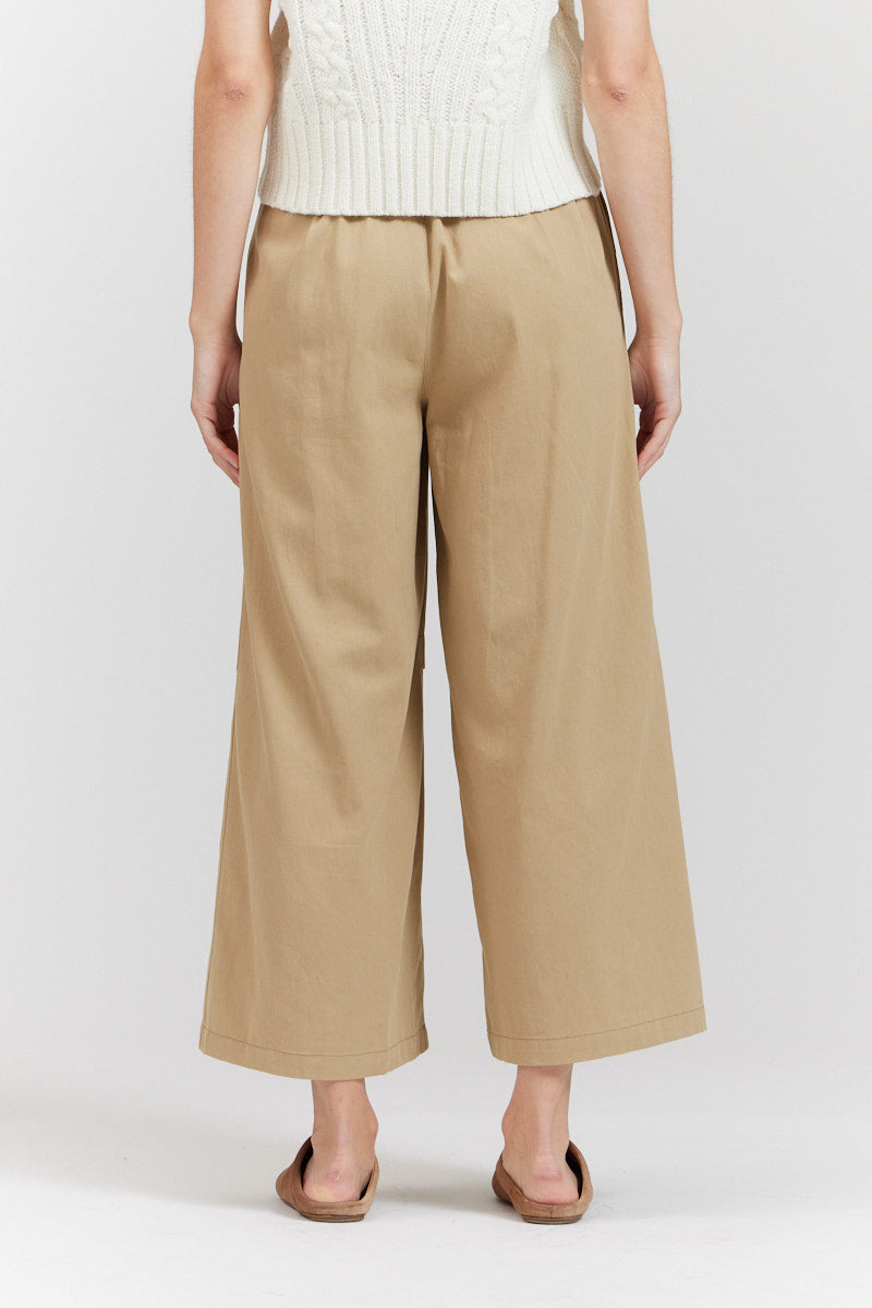 Knee Pleat Twill Pants