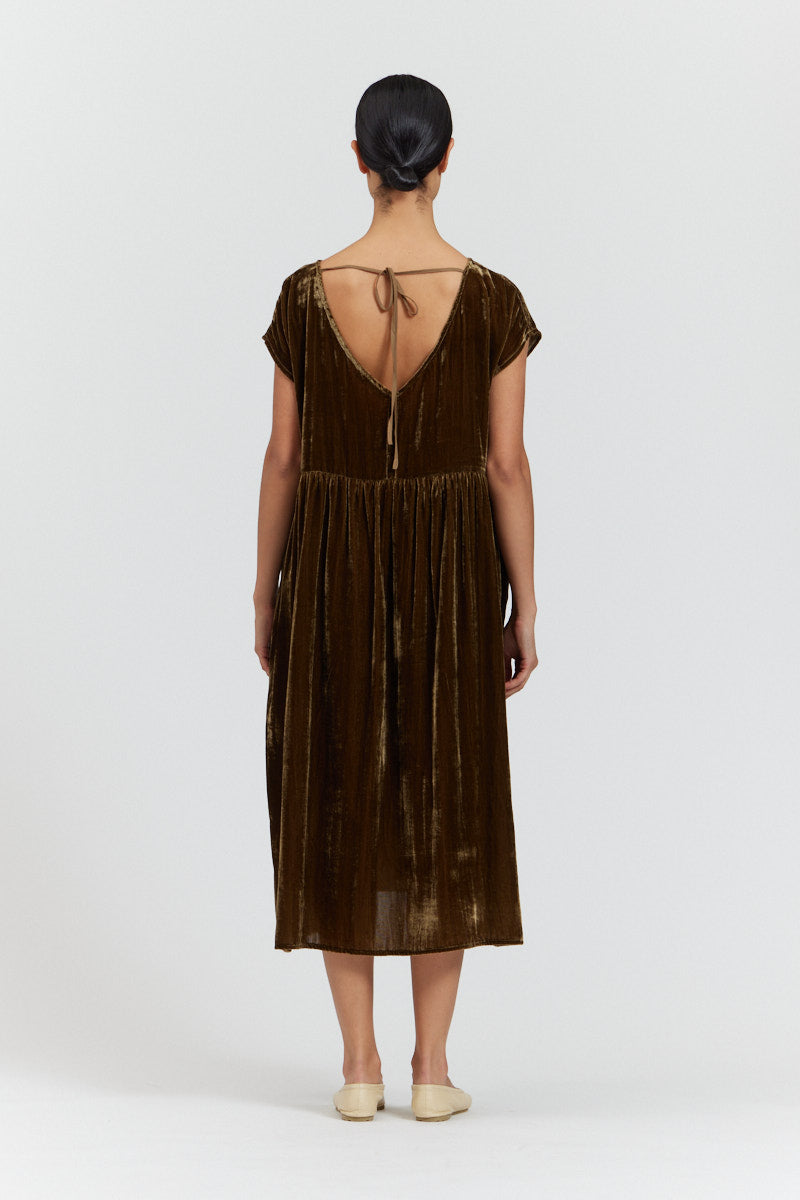 Overfit Velvet Midi Dress