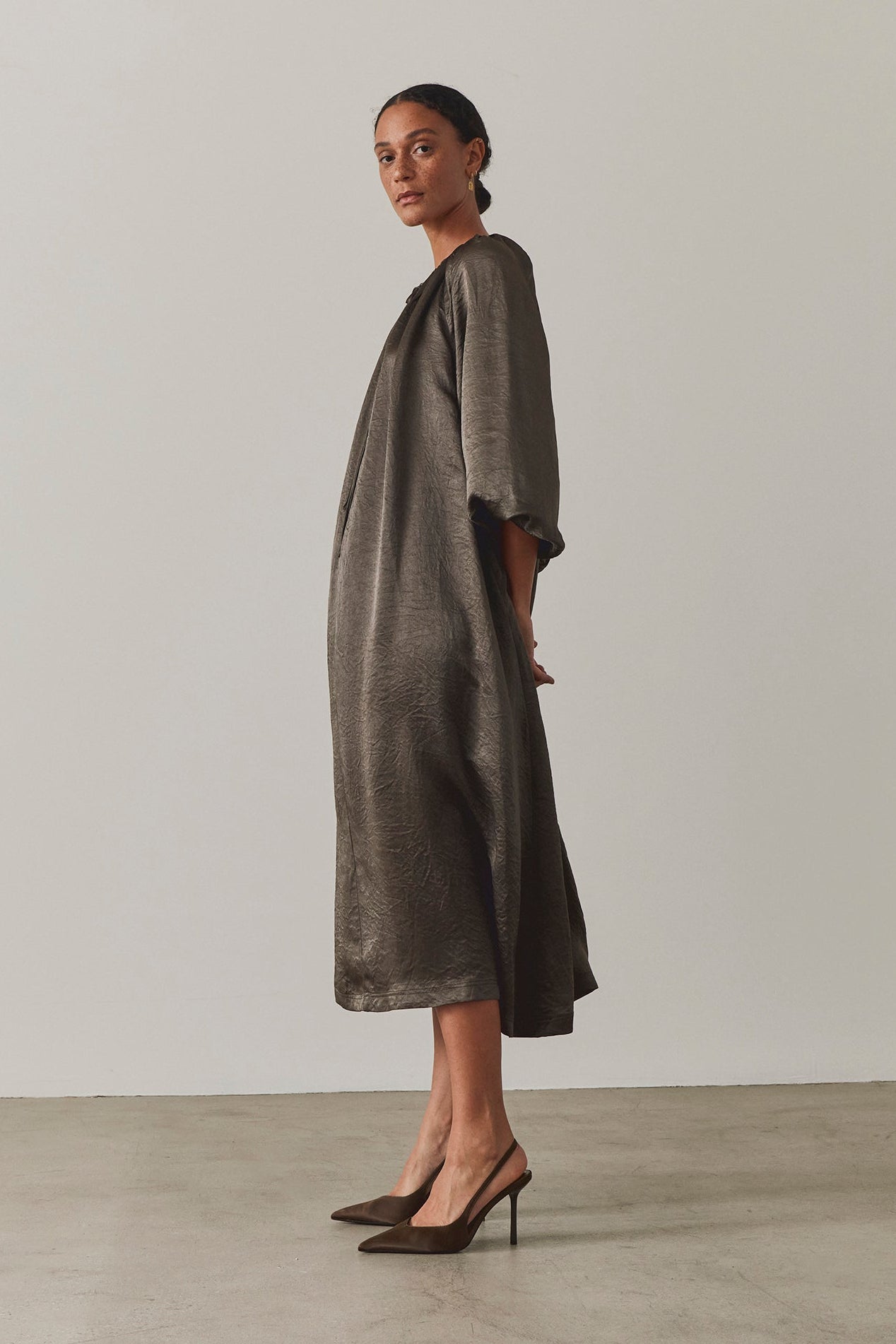 포피 패브릭 미디 드레스