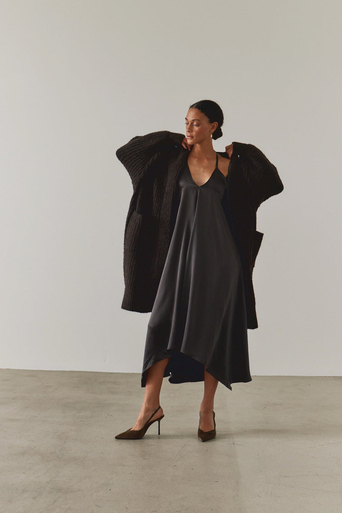 롱 숄 칼라 카디건