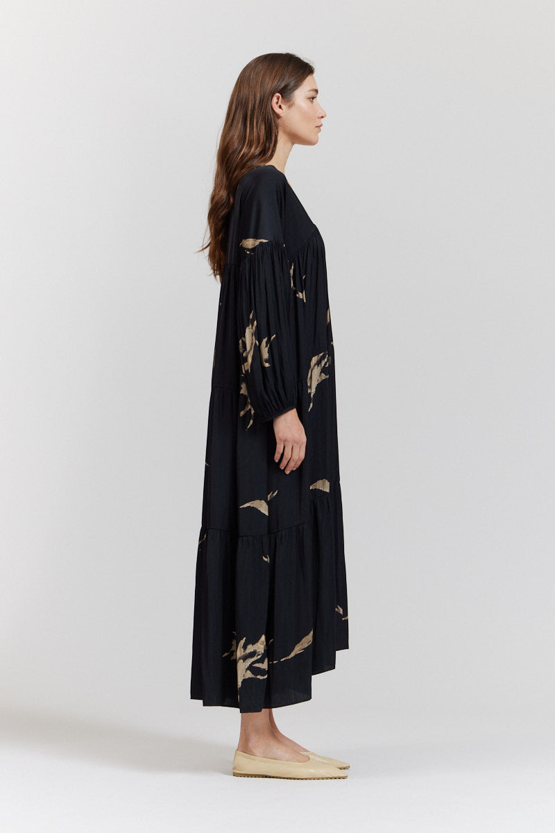 프린트 티어드 맥시 드레스