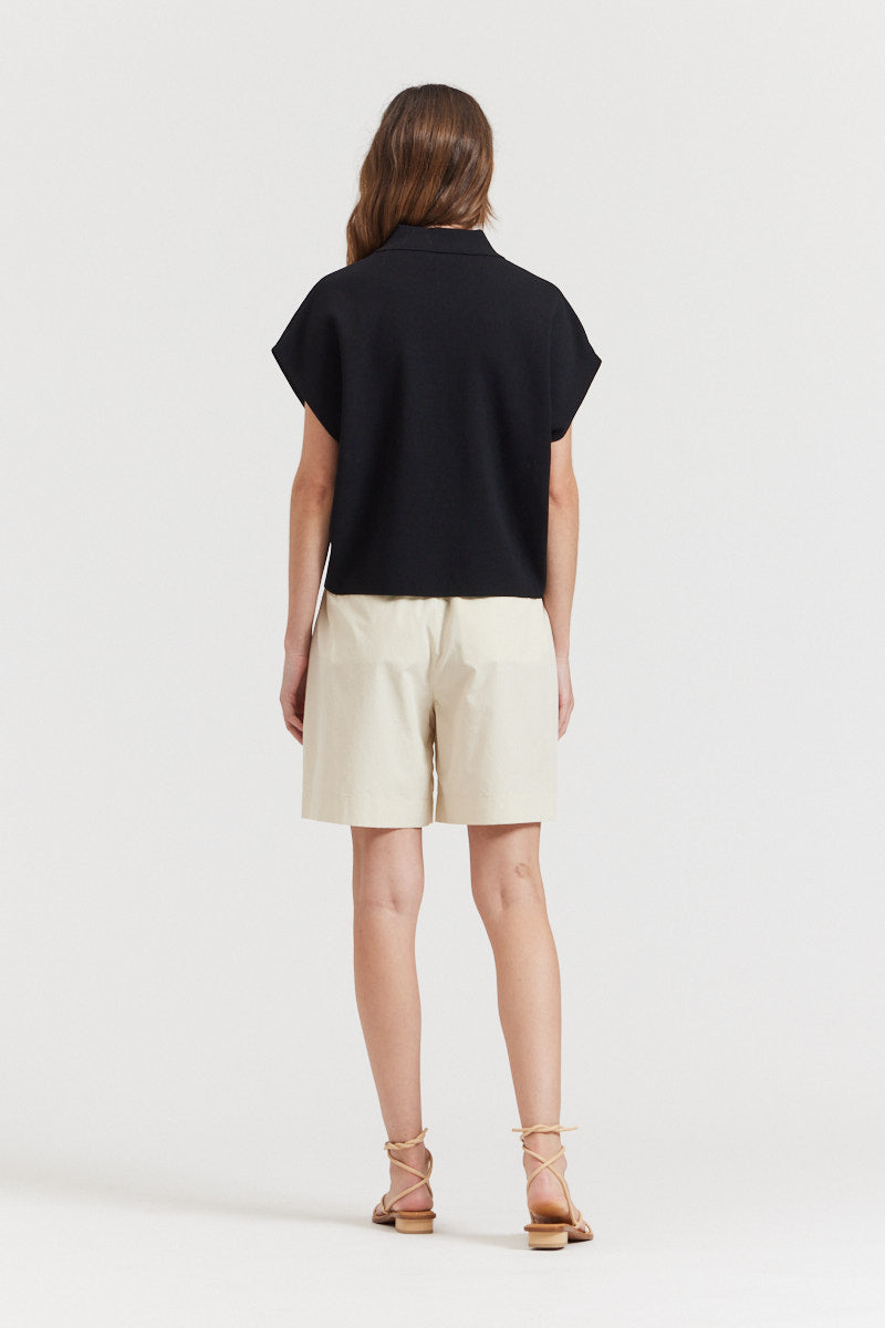 Collared Compact Knit Top