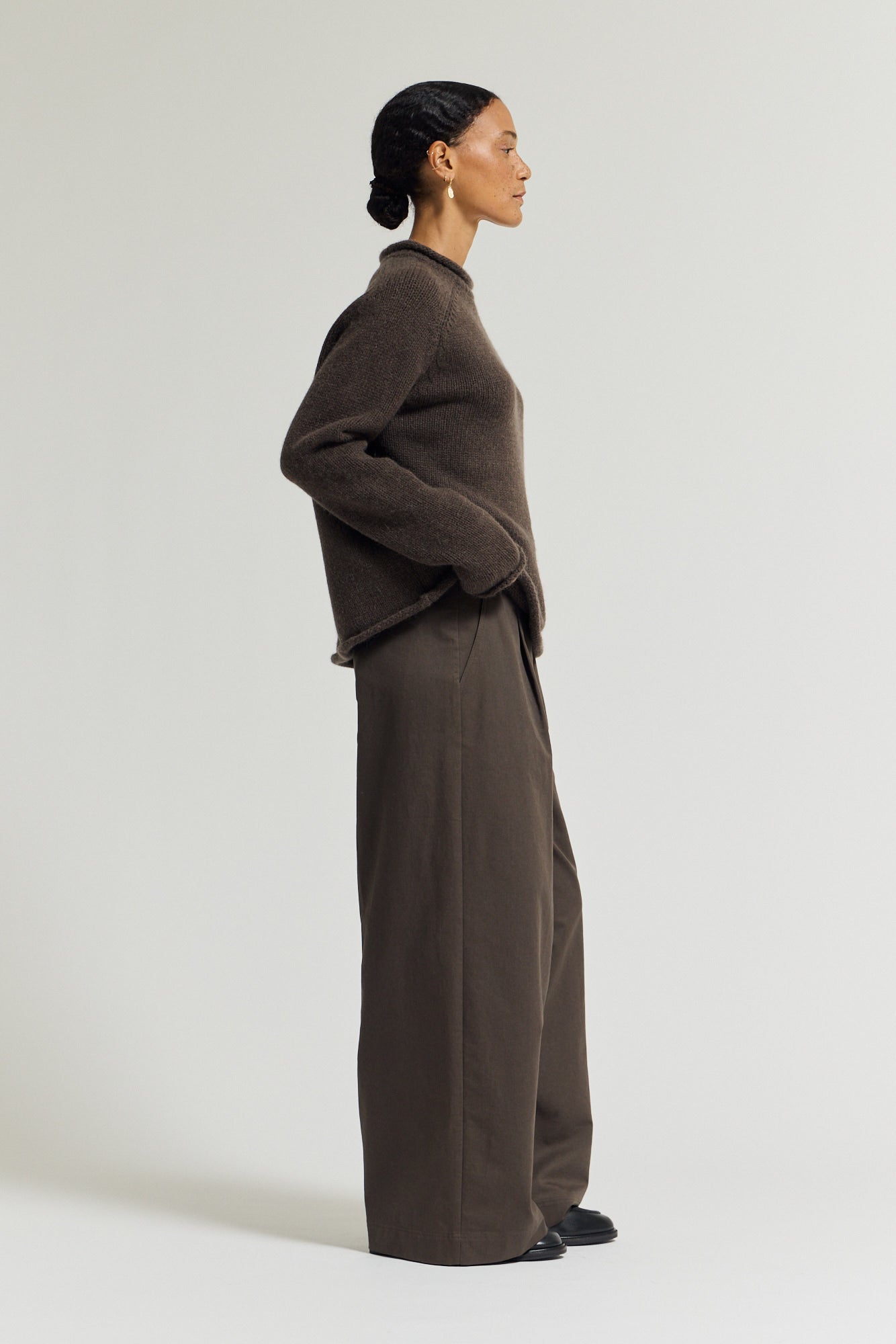 Wide Leg Tuck Pants