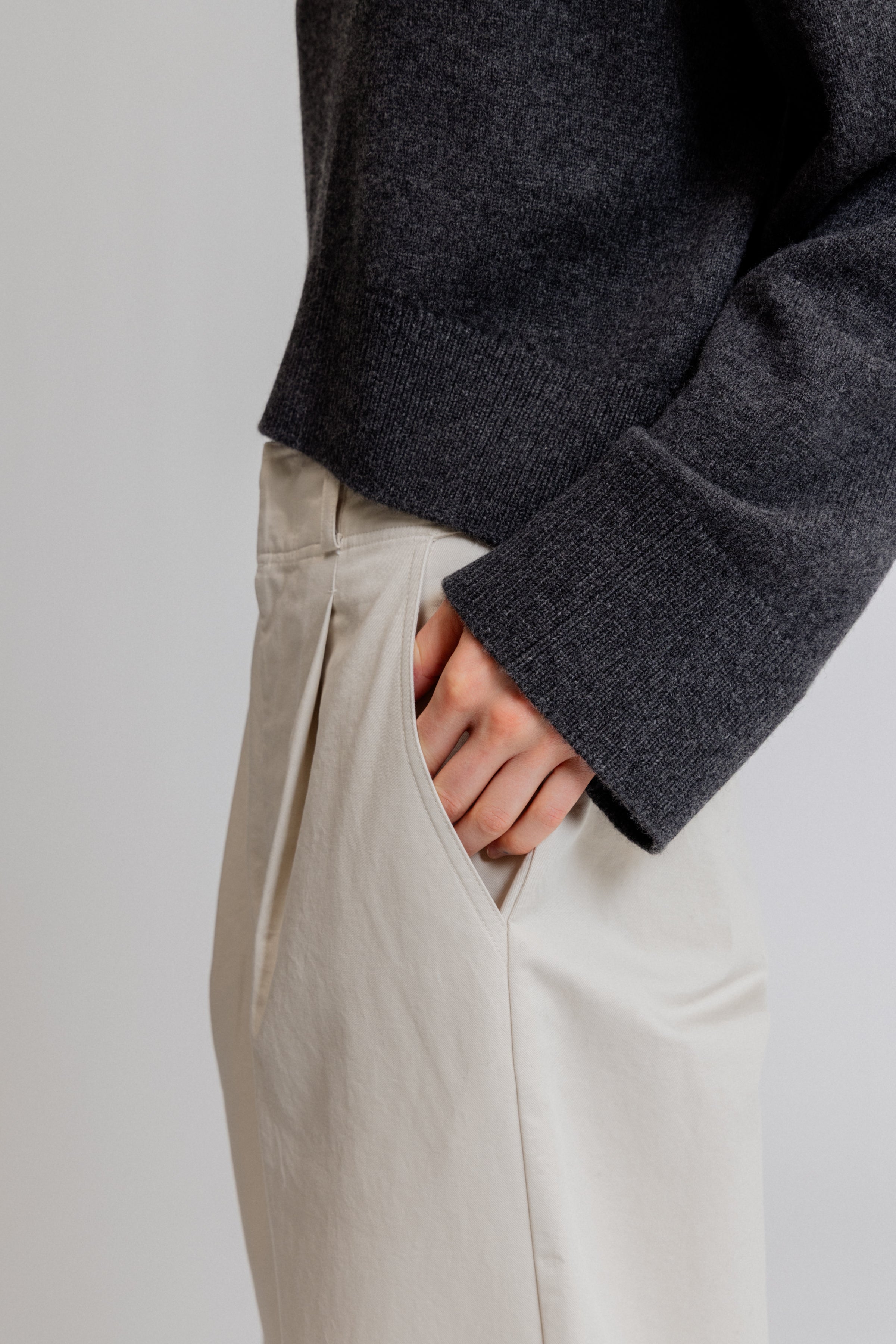 Wide Leg Tuck Pants
