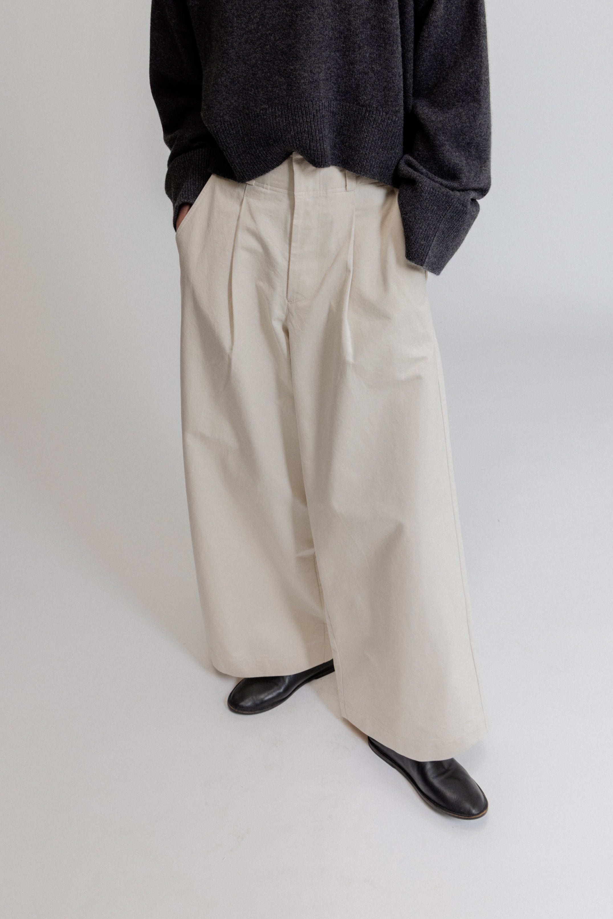 Wide Leg Tuck Pants
