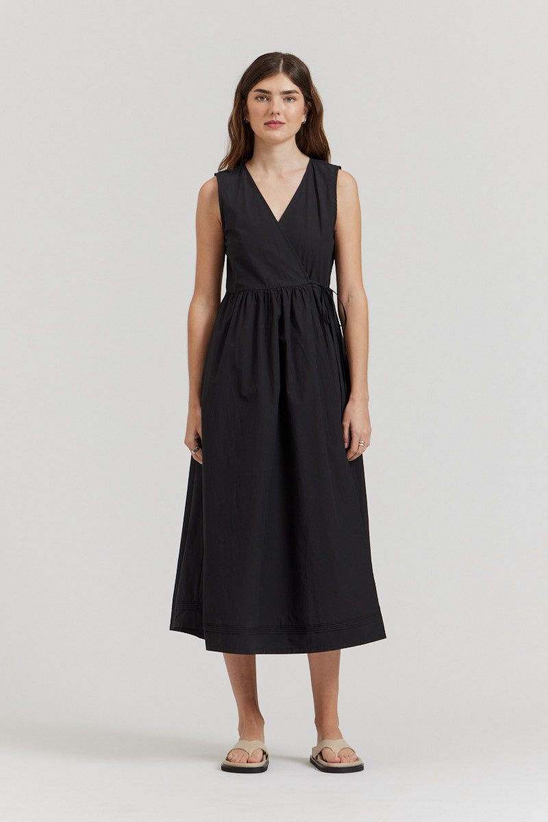 Poplin Wrap Dress Black / Large