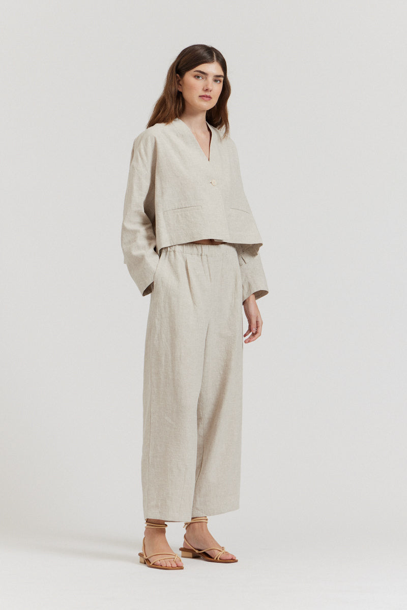 Collarless Cropped Blazer