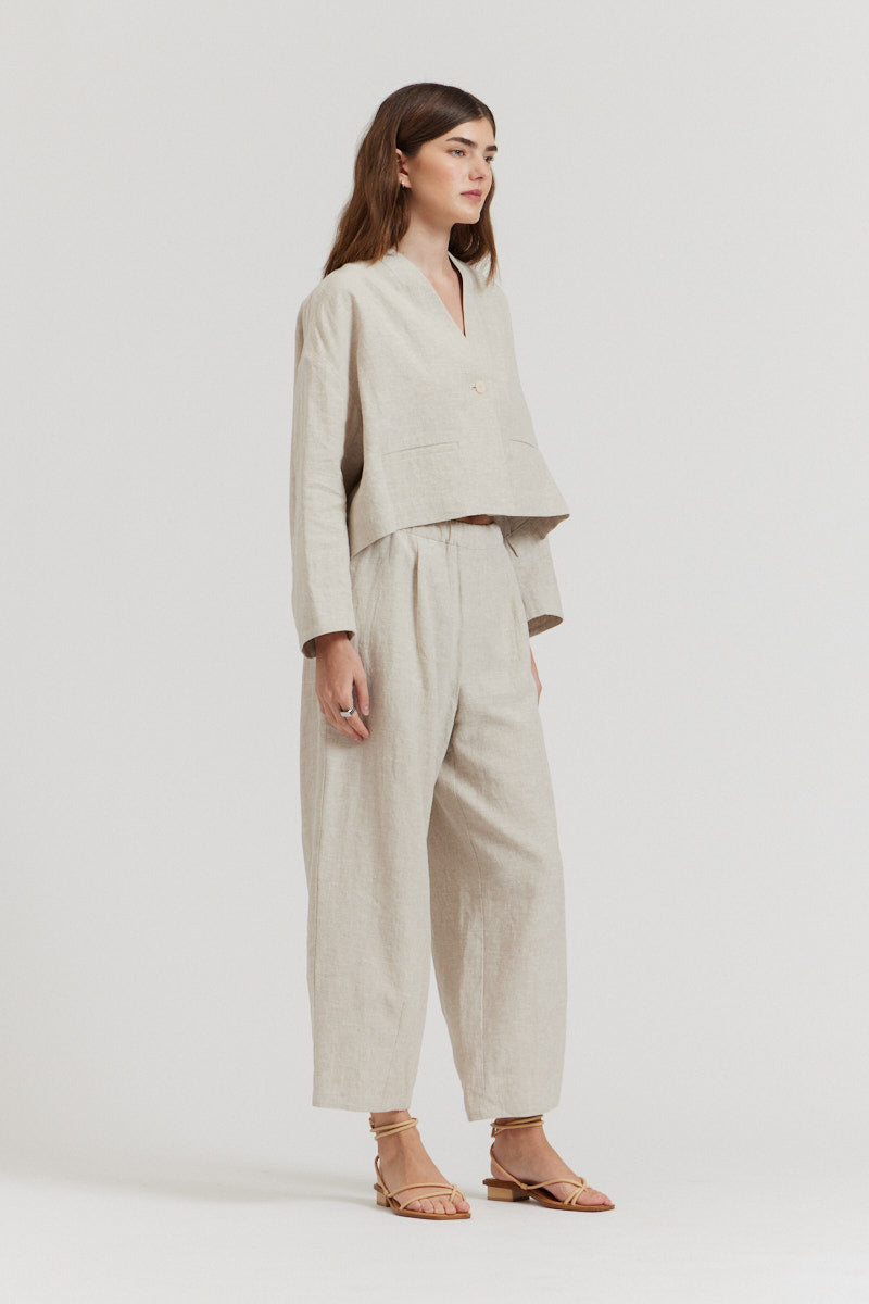 Collarless Cropped Blazer