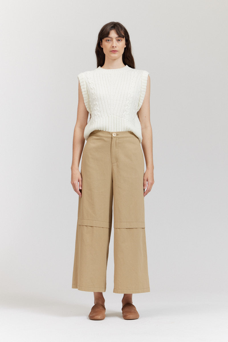 Knee Pleat Twill Pants