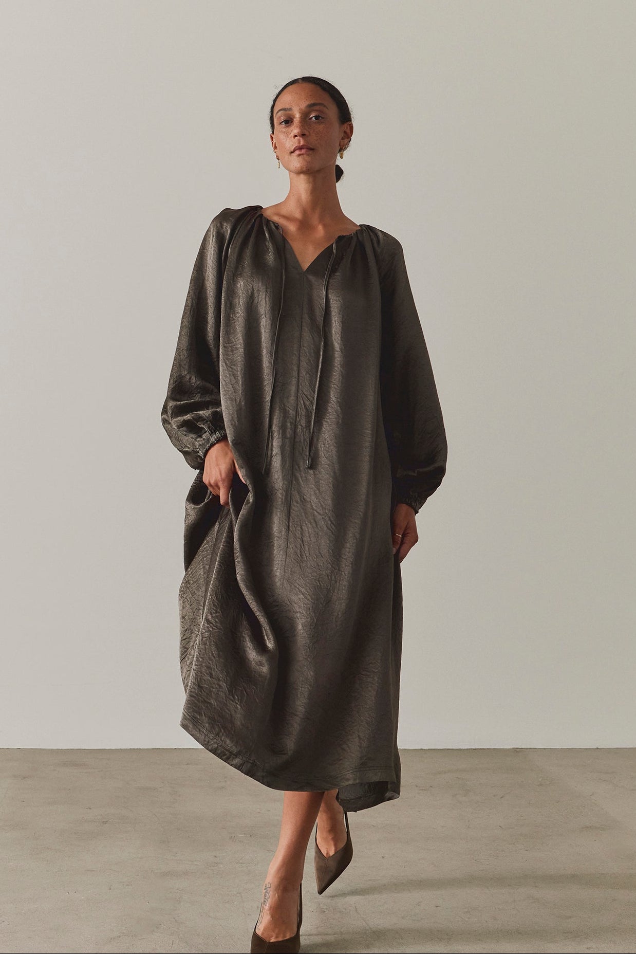 포피 패브릭 미디 드레스