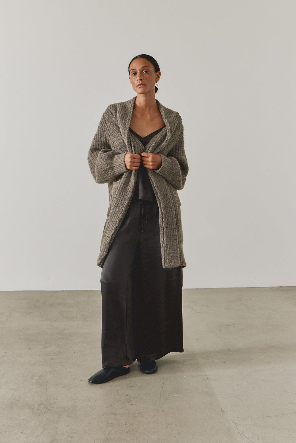 롱 숄 칼라 카디건