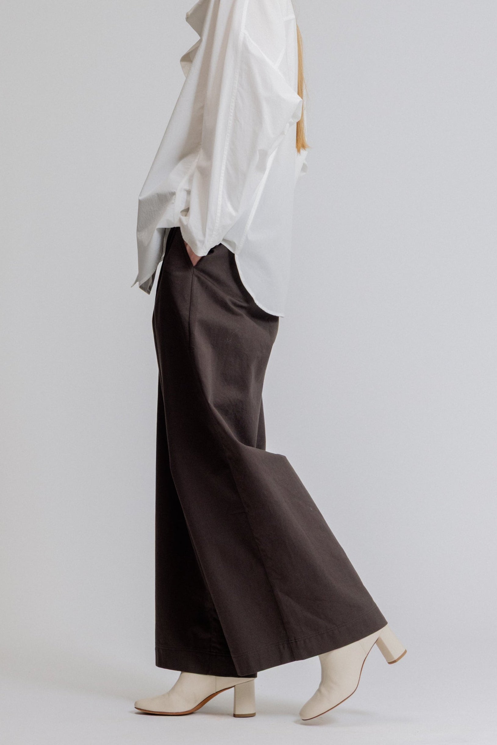 Wide Leg Tuck Pants